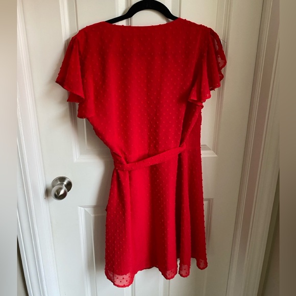 NWOT Lulu’s Much to Celebrate Red Swiss Dot Flutter Sleeve Wrap Mini Dress - Picture 8 of 8